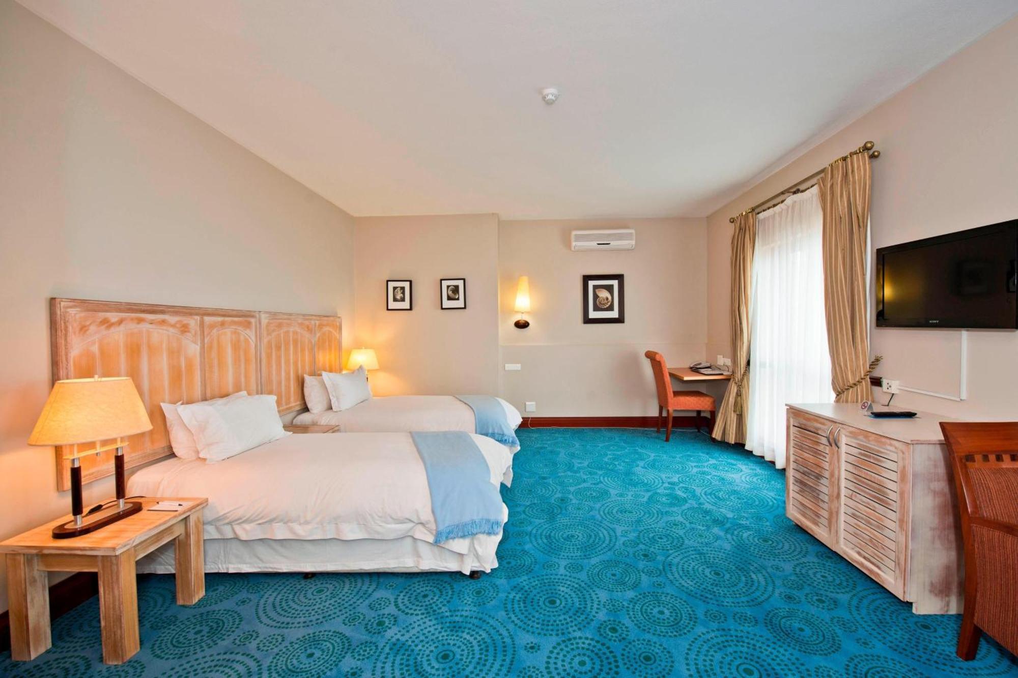 Protea Hotel By Marriott Walvis Bay Pelican Bay Extérieur photo